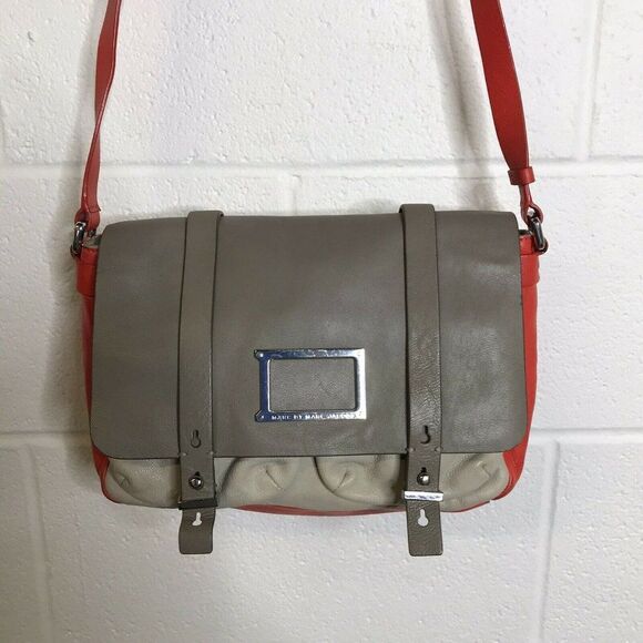 Marc by Marc Jacobs Womens Werdie Crossbody Messenger Bag Beige Taupe Orange
